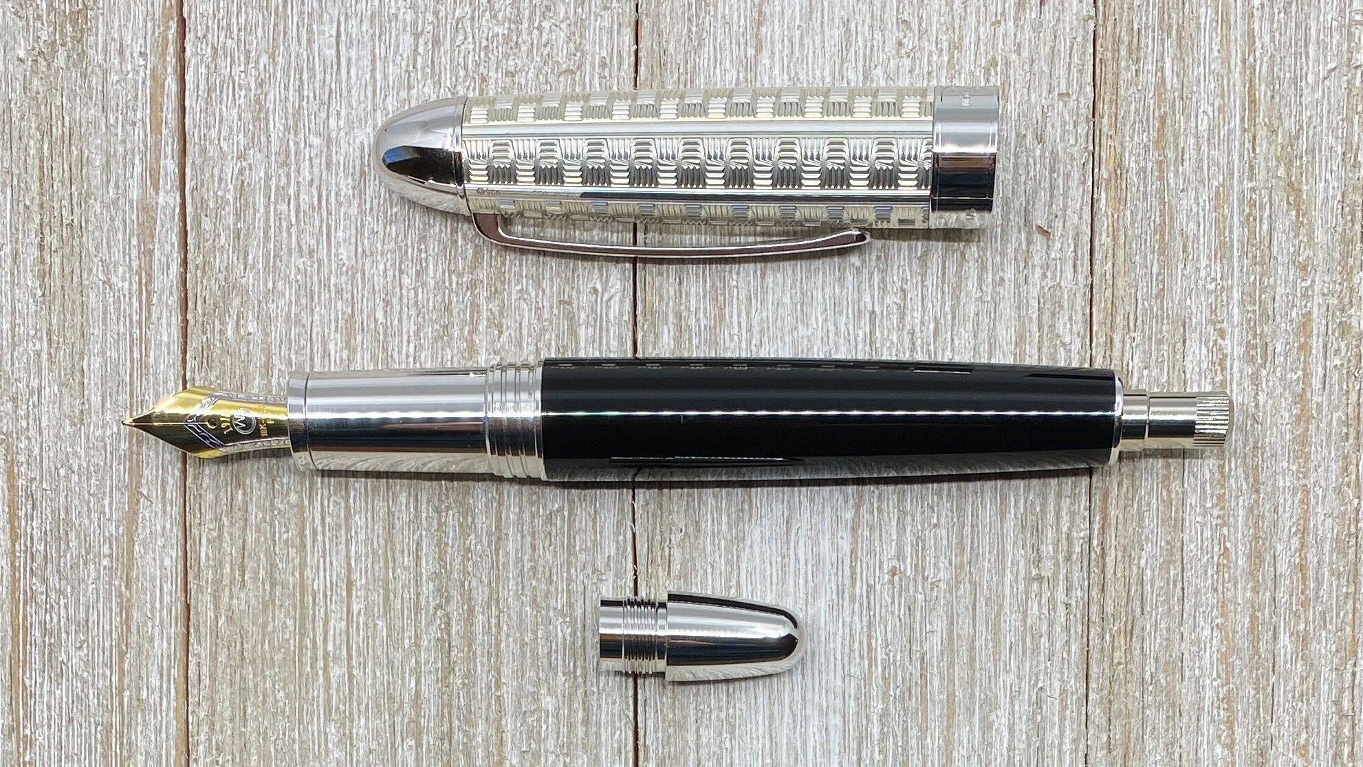 Waldmann Précieux Fountain Pen Review — The Pen Addict